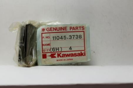 KAWASAKI JET SKI (KB8) NOS OEM 11045-3738 ENGINE MOTOR FLOAT BRACKET MOUNT