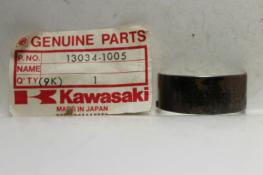 KAWASAKI (KB16) NOS OEM 13034-1005 METAL BEARING FLANGE ROD BEARING HALF