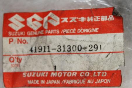 1983-1985 GS750 SUZUKI (SB34) NOS OEM 41911-31300-291 PLATE BRACKET MOUNT BLACK