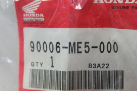1983-1985 CB550 650 HONDA (HB64) NOS OEM 90006-ME5-000 BOLT SOCKET