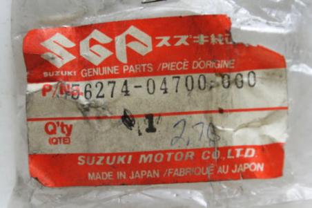 1983-1996 GS550 GS1150 DR650 SUZUKI (SB37) NOS OEM 56274-04700 CAP BALANCER