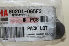 1966-2005 VX800 YZF1000 YAMAHA (SYB206) NOS OEM 90201-065F3-00 WASHER PLATE