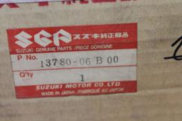 1986-1988 GSX1100 SUZUKI (SSBA) NOS 13780-06B00 FILTER AIR CLEANER