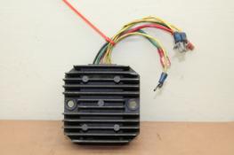 1985 CB450 SC NIGHTHAWK HONDA (HSRB15) VOLTAGE REGULATOR RECTIFIER SH232-12 