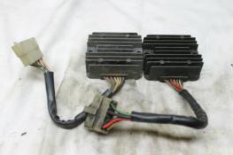 1983 XS400 YAMAHA (YSRB2) VOLTAGE REGULATOR RECTIFIER 12R-A0 12R-81960-A1-00