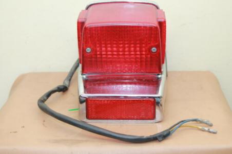 1983 YAMAHA XV920 VIRAGO (#172) TAILLIGHT REAR TAIL BRAKE LIGHT