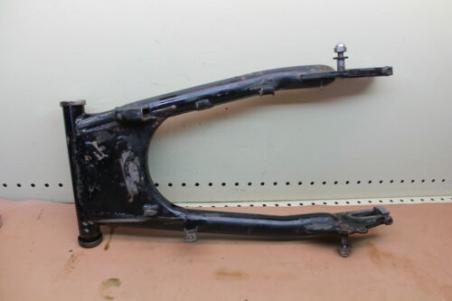 1981 SUZUKI GS550 GS550L (#106) REAR SWINGARM SUSPENSION ARM