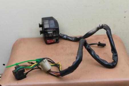 1984 YAMAHA FJ600  LEFT HANDLEBAR CONTROL (YSHC42)