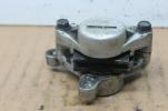 1989 YAMAHA FZR600 RIGHT FRONT BRAKE CALIPER (YBC20) 3HE-2580U-01-00