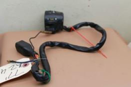 1977 KAWASAKI KZ400 LEFT HANDLEBAR CONTROL (KSHC79)