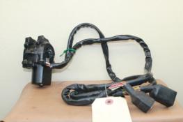 1982 KAWASAKI KZ750 CSR KZ750M LEFT HANDLEBAR CONTROL (KSHC103)