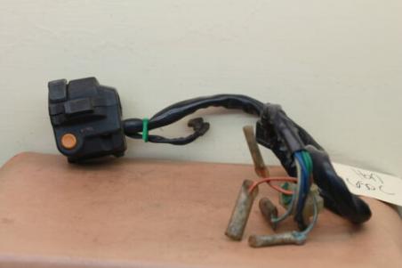 1981 HONDA CB650C CB650 LEFT HANDLEBAR CONTROL (HSHC25)