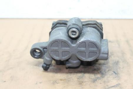 1985 HONDA INTERCEPTOR 500 VF500 FRONT BRAKE CALIPER (HBC36) 45200-MF2-026