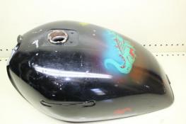 1983 KAWASAKI 550 LTD KZ550 GAS TANK FUEL TANK PETROL TANK RESERVOIR (KBGT24)
