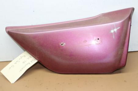 KAWASAKI KZ750 RIGHT SIDE COVER (YTP132)