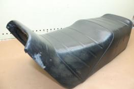 1984 SUZUKI GS550ES SEAT (STS74)