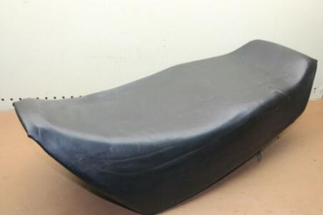 1982 YAMAHA XZ550 RADIAN SEAT (YTS45)