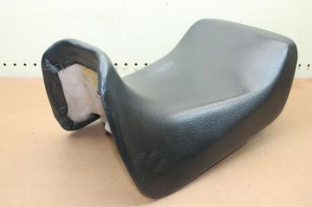 1985 KAWASAKI NINJA 600 ZX600 SEAT (KTS84) 53001-1415 