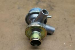 1980 KAWASAKI KZ650 (#227) AIR SWITCH VALVE