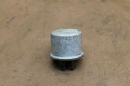 1980 KAWASAKI KZ650 (#227) FLASHER TURN SIGNAL RELAY 