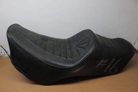 1982 YAMAHA XJ1100 SEAT (TOYS34)