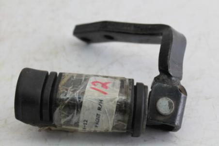 1978 HONDA HAWK I& II 400 CB400T A RIGHT FRONT FOOT REST PEG STEP (TOHF05)