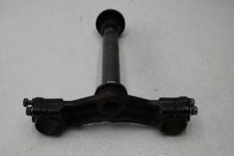 1983 YAMAHA XV500 VIRAGO (#288) TRIPLE TREE STEERING STEM FORK CLAMP