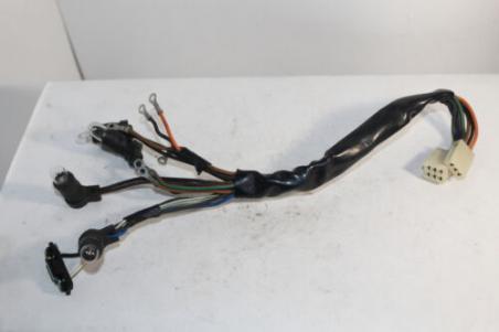 YAMAHA VISION XZ550 GAUGE METER PILOT INDICATOR SOCKET WIRE HARNESS (TOIW194)