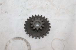 1988 89 90 YAMAHA FZR400 GEAR, IDLER 2 STARTER (YB34)