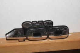 1976 KAWASAKI KZ400 KZ400D LEFT SIDE COVER EMBLEM BADGE (TEMBLEM53)