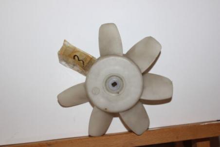 YAMAHA XZ550 ENGINE RADIATOR COOLING FAN (TRF03)