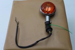 1985 YAMAHA VIRAGO XV700 (#324) RIGHT REAR TURN SIGNAL LIGHT INDICATOR 