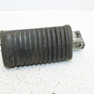 1980-1983 SUZUKI GN250 GS1000E GS300 GS450  RIGHT FRONT FOOT REST PEG  (TOSF48)