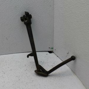 1982 - 1983  YAMAHA VIRAGO 750 XV920 1981 750  KICKSTAND  (KICK294)
