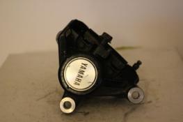 YAMAHA FJ1000 RIGHT FRONT BRAKE CALIPER (YBC218)
