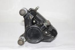 1985 YAMAHA FZ750 FRONT BRAKE CALIPER (YBC245)