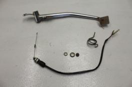 1976 KAWASAKI KZ750B KZ750 (#357) REAR BRAKE PEDAL FOOT LEVER BRAKE SWITCH