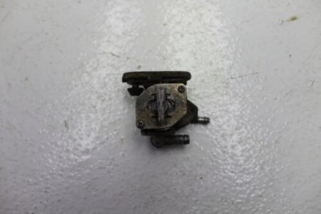 1984 YAMAHA FJ600 (#303) FUEL GAS TANK PETCOCK SHUT ON OFF VALVE