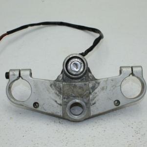 1987 YAMAHA FZR1000 IGNITION SWITCH LOCK *NO KEY* STEERING TRIPLE TREE TOP (YBF)