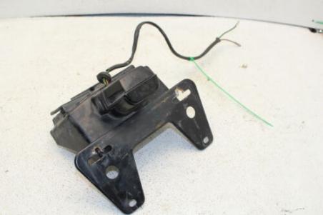 1984 HONDA VF1100 MAGNA (#367) LICENSE PLATE LIGHT LAMP MOUNT 