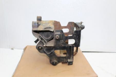 1977 YAMAHA XS650 BATTERY BOX TRAY HOLDER (YBE)