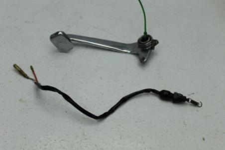 2003 SUZUKI GZ250 (#329) REAR BRAKE FOOT PEDAL WITH BRAKE SWITCH 
