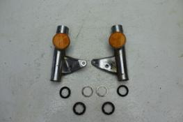 1974 HONDA CB125 FRONT FORK EARS HEADLIGHT MOUNT (HBB)