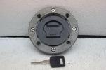 1997 SUZUKI GSXR600 GAS FUEL CAP FILLER WITH KEY (TIG149)