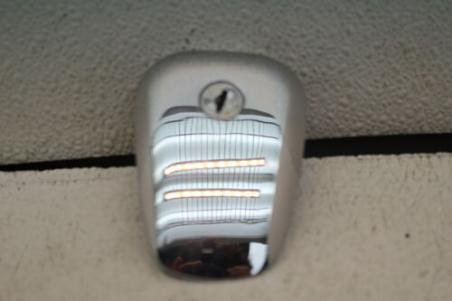 2006 SUZUKI BOULEVARD S50 GAS FUEL CAP FILLER **NO KEY** (TIG163)