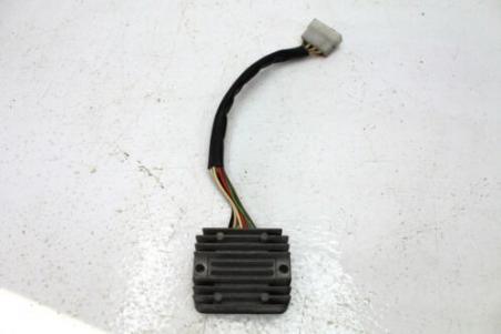 1981 YAMAHA XS650 SPECIAL (#301) VOLTAGE REGULATOR RECTIFIER 3G1 SH233
