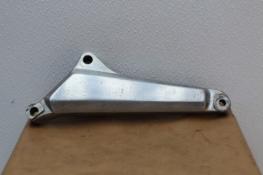 1977 HONDA CB750 HONDAMATIC (#370) LEFT FOOT REST PEG BRACKET MUFFLER MOUNT