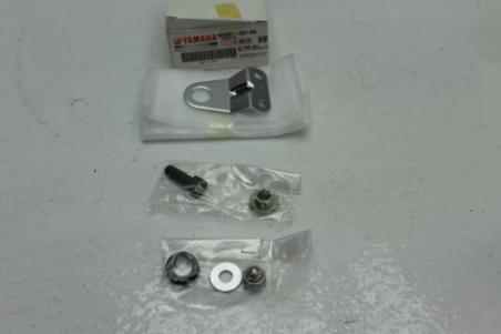 NOS OEM YAMAHA 90891-20106 FRAME BRACKET KIT XVS1100 (YB72)