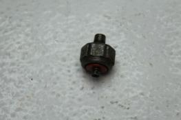 1981 YAMAHA XS400 SPECIAL (#375) OIL PRESSURE SENSOR SWITCH
