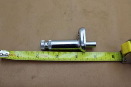 193 HONDA CB550 REAR TURN SIGNAL STEM (HB31)